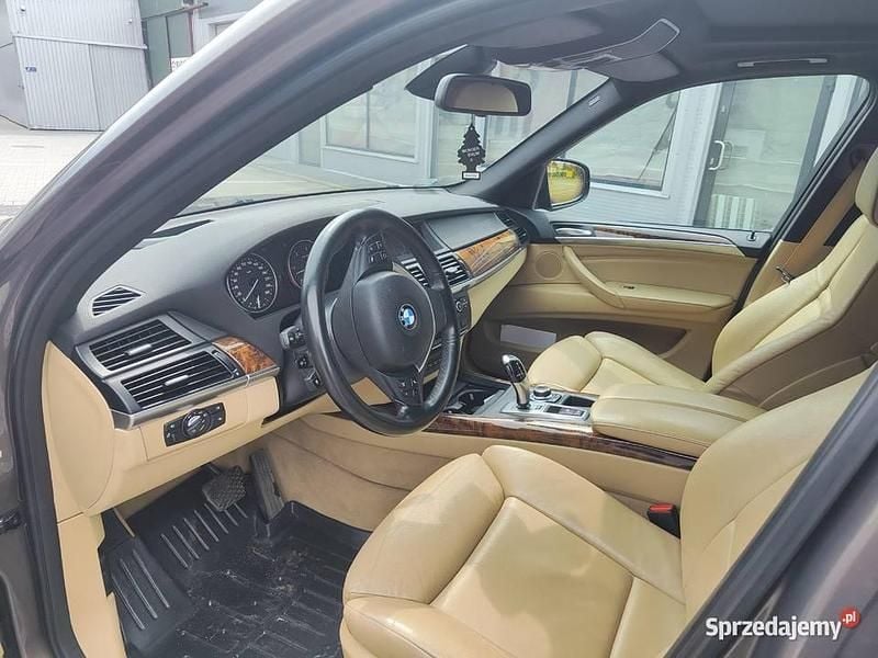 Używany BMW X5 2010 Brązowy SUV