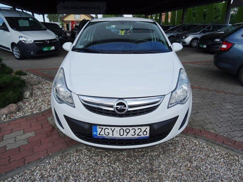 Używany Opel Corsa 69 KM (50 kW) 2011 Biały Hatchback