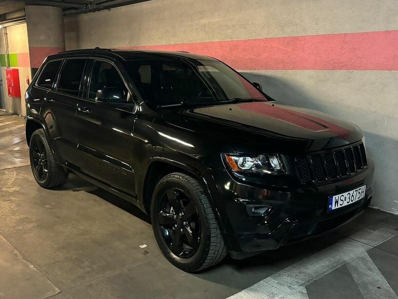 Czarny Używany 2015 Jeep Grand Cherokee Altitude SUV | 80 000 zł (Dość drogi) - Obraz 1/4