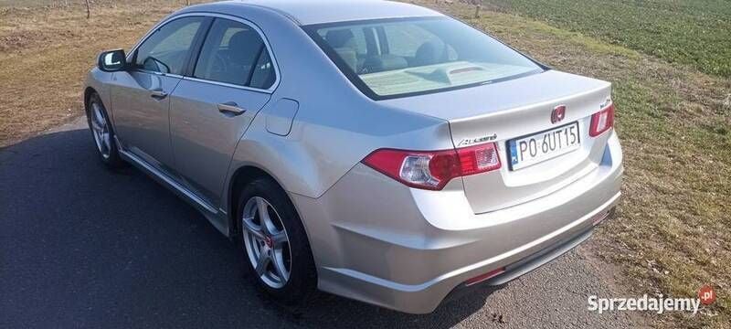 Używany Honda Accord Type S 2008 Srebrny Sedan/Limuzyna