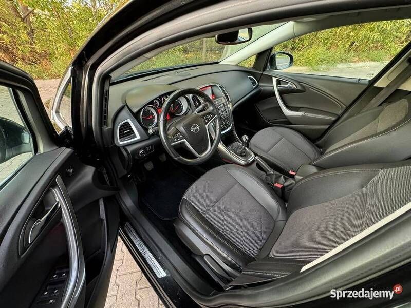 Używany Opel Astra 2014
