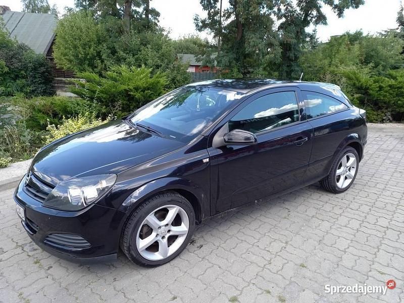 Używany 2005 Opel Astra GTC | 4999 zł (Uczciwa cena) - Obraz 1/4