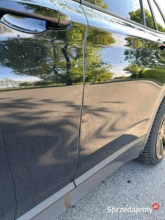 Używany BMW X1 140 KM (102 kW) 2019 Czarny SUV