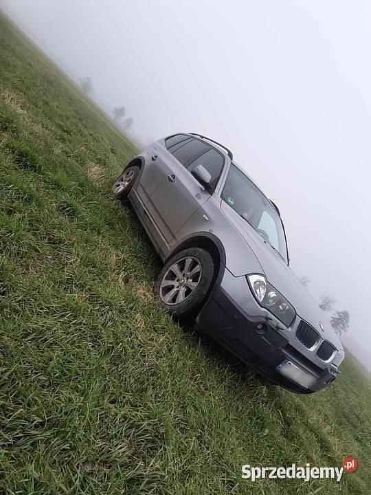 Szary Używany 2006 BMW X3 SUV | 18 500 zł (Dobra cena) - Obraz 1/4