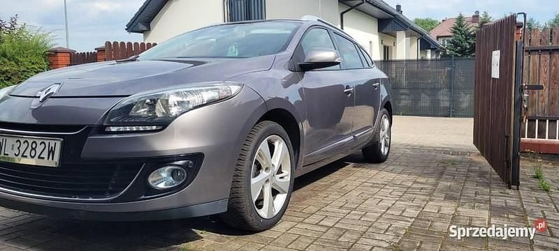 Szary Używany 2012 Renault Mégane GrandTour Kombi | 22 500 zł (Uczciwa cena) - Obraz 1/4
