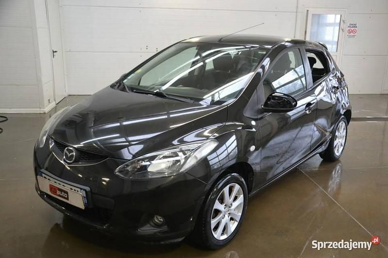 Używany Mazda 2 75 KM (55 kW) 2010 Czarny (metalik) Hatchback