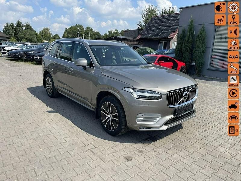 Złoty (metalik, perła) Używany 2020 Volvo XC90 Momentum SUV | 95 900 zł - Obraz 1/4
