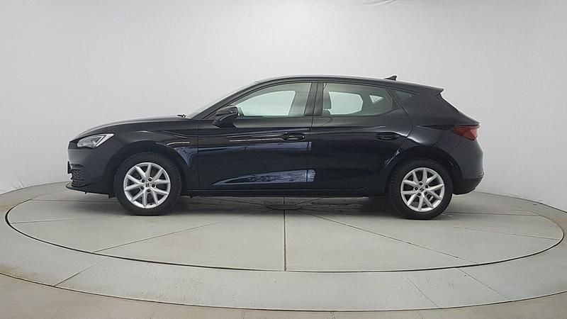 Używany Seat Leon 131 KM (96 kW) 2021 Czarny Hatchback