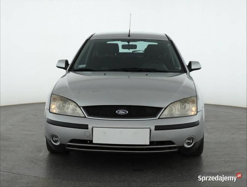 Srebrny Używany 2003 Ford Mondeo Hatchback | 1999 zł (Dobra cena) - Obraz 1/4