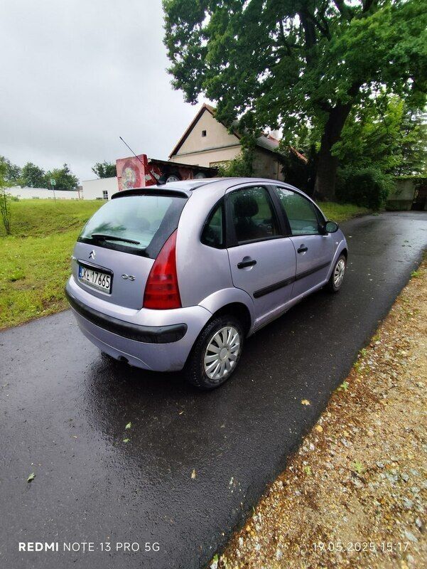 Używany Citroën C3 73 KM (53 kW) 2003 Srebrny Hatchback