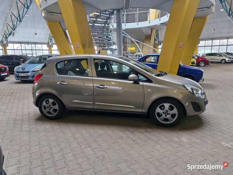Szary Używany 2014 Opel Corsa Hatchback | 28 900 zł - Obraz 1/4