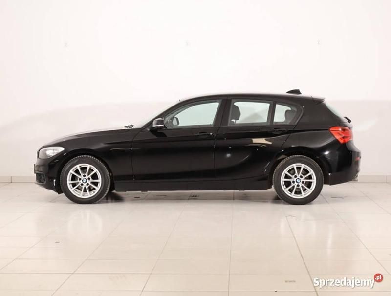 Używany BMW 118 2016 Czarny Hatchback