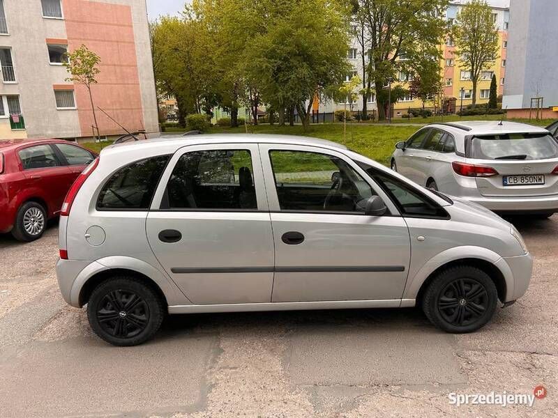 Używany Opel Meriva 2003 Szary Minivan