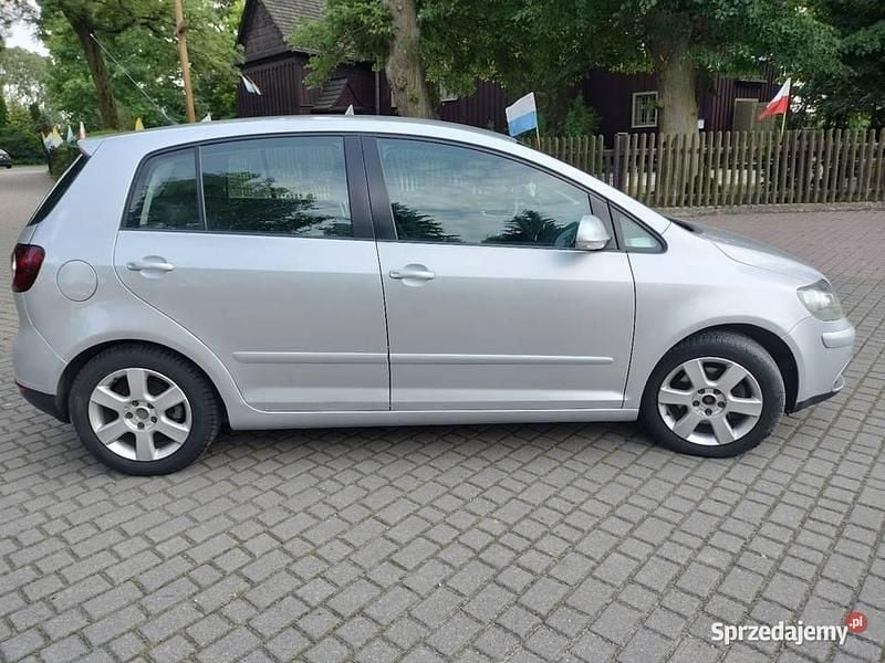 Srebrny Używany 2006 VW Golf Plus Cross Minivan | 10 000 zł (Uczciwa cena) - Obraz 1/3