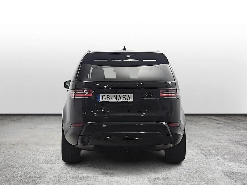 Używany Land Rover Discovery 5 HSE Luxury 300 KM (220 kW) 2019 Czarny SUV