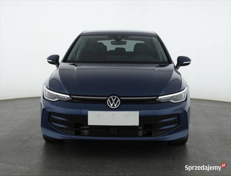 Niebieski Używany 2024 VW Golf VIII Hatchback | 99 999 zł (Dość drogi) - Obraz 1/4