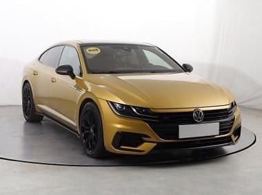 Używany VW Arteon 280 KM (205 kW) 2017 Złoty Hatchback