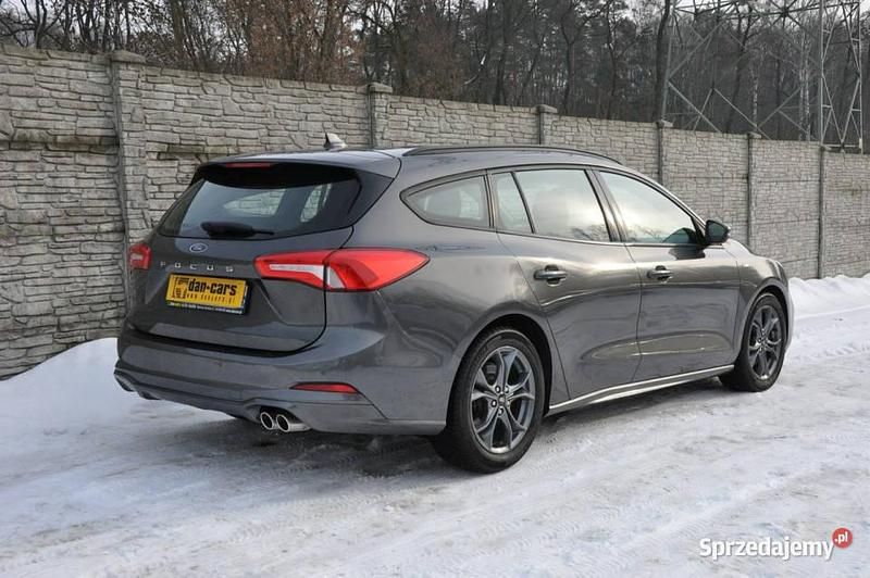 Używany Ford Focus ST-Line 120 KM (88 kW) 2019 Szary Kombi