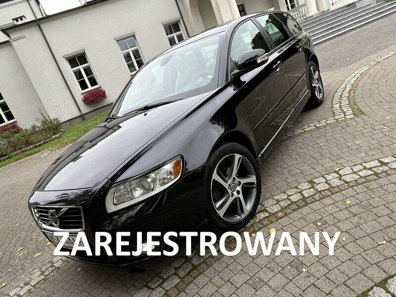 Czarny Używany 2010 Volvo V50 Kombi | 15 900 zł - Obraz 1/4