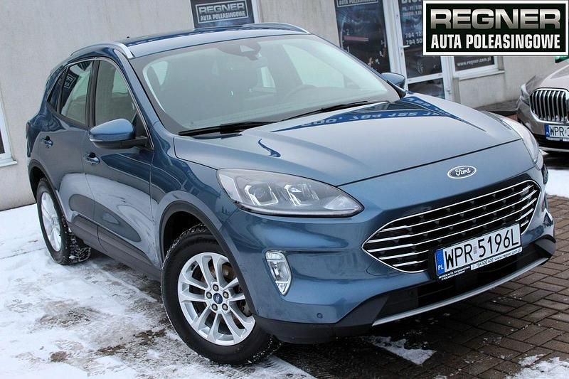 Używany Ford Kuga Titanium 150 KM (110 kW) 2023 Niebieski SUV