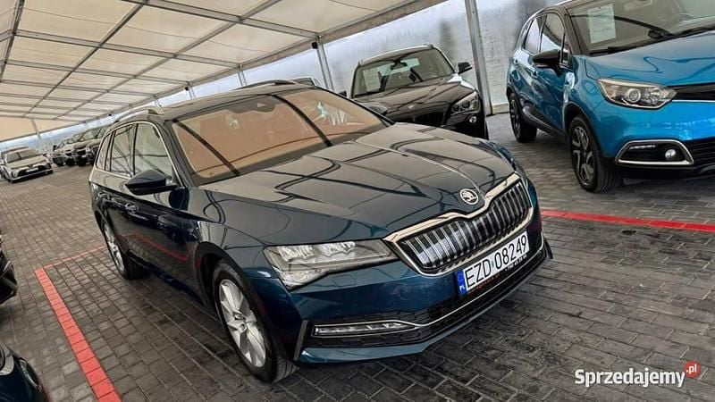 Używany Skoda Superb 2021 Zielony Kombi