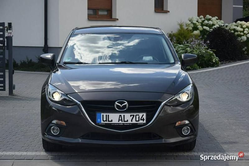 Brązowy Używany 2016 Mazda 3 Hatchback | 44 900 zł (Uczciwa cena) - Obraz 1/4