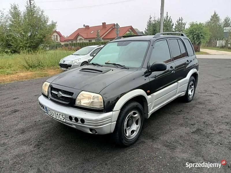 Czarny Używany 1999 Suzuki Grand Vitara SUV | 4500 zł - Obraz 1/4
