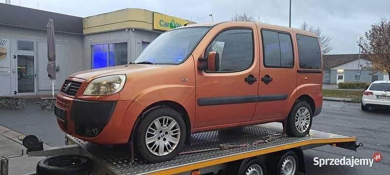 Złoty Używany 2006 Fiat Doblò Minivan | 13 500 zł (Dobra cena) - Obraz 1/4