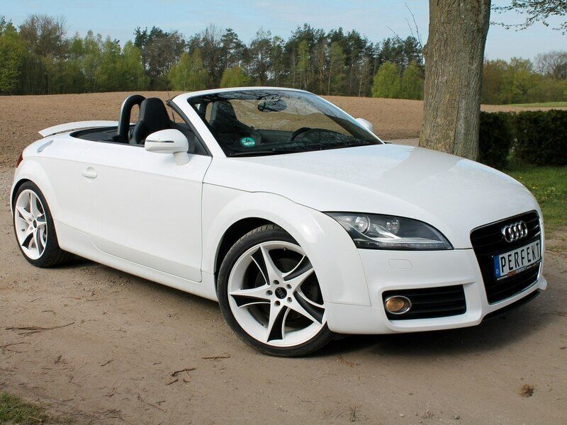 Biały (metalik) Używany 2010 Audi TT Kabriolet | 44 999 zł - Obraz 1/4