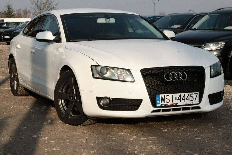 Biały Używany 2011 Audi A5 Coupe | 35 900 zł (Dobra cena) - Obraz 1/4