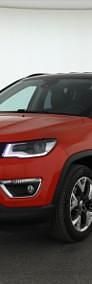 Używany Jeep Compass 140 KM (102 kW) 2017 Pomarańczowy SUV