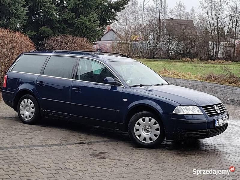 Grafitowy Używany 2002 VW Passat Kombi | 5900 zł (Uczciwa cena) - Obraz 1/4