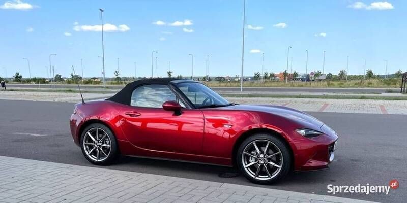 Czerwony Używany 2022 Mazda MX5 Kabriolet | 140 000 zł - Obraz 1/4