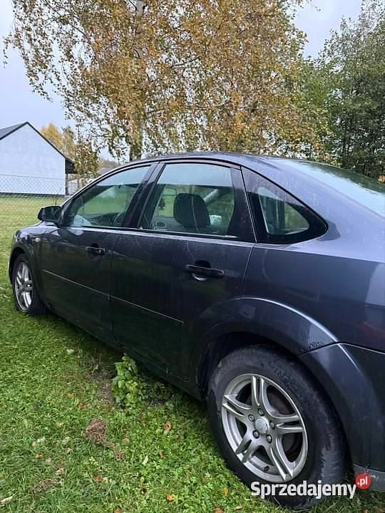 Używany 2005 Ford Focus Sedan/Limuzyna | 2100 zł (Dobra cena) - Obraz 1/4