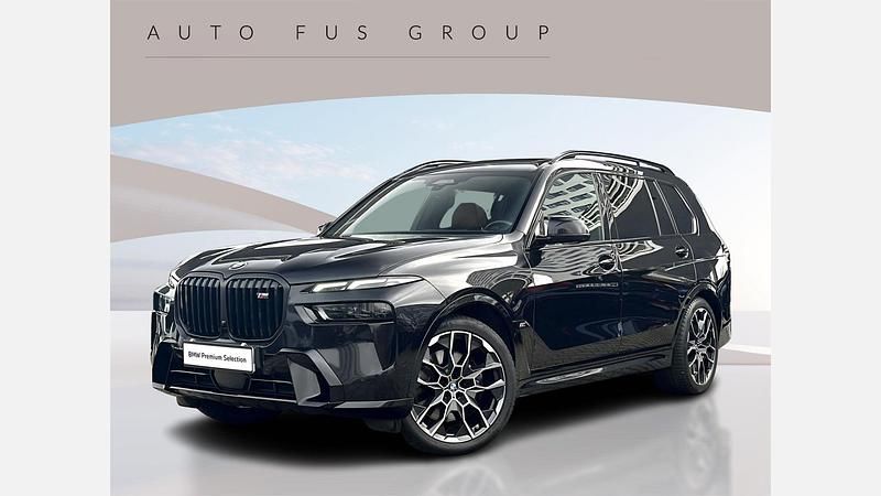 Black sapphire metallic metalizowany Używany 2022 BMW X7 M Sport SUV | 399 900 zł - Obraz 1/3