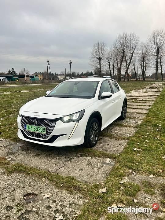 Używany Peugeot e-208 2021 Hatchback
