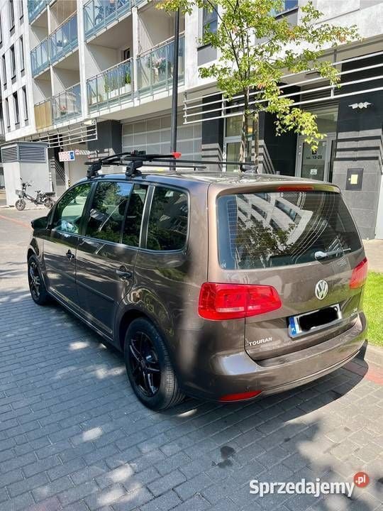 Używany 2013 VW Touran Minivan | 35 000 zł (Uczciwa cena) - Obraz 1/4