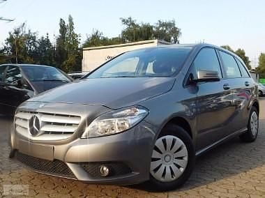 Używany 2015 Mercedes A180 Hatchback | 33 999 zł - Obraz 1/4