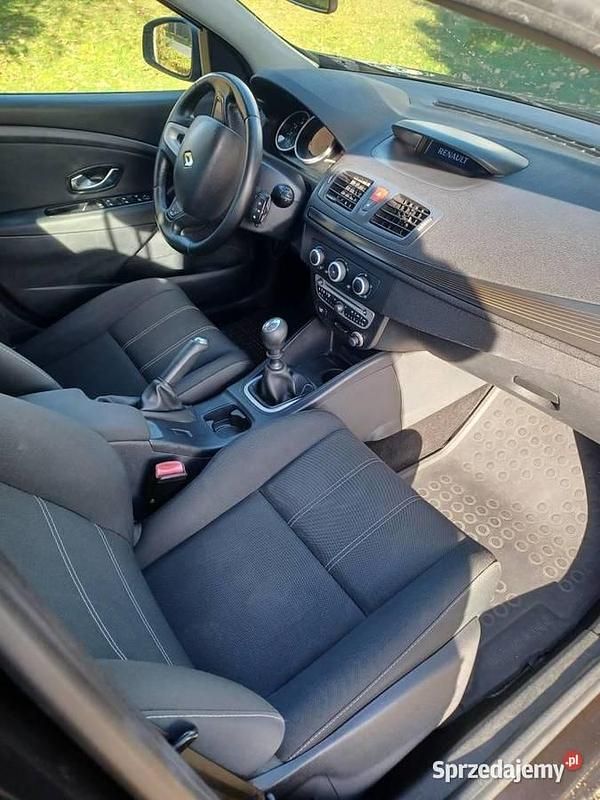 Używany Renault Mégane III 2010 Czarny Hatchback