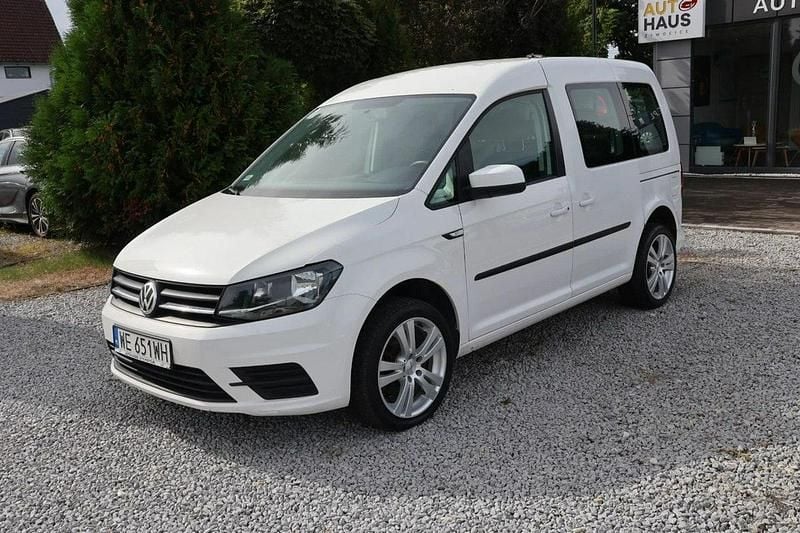 Biały (metalik) Używany 2019 VW Caddy Minivan | 36 999 zł - Obraz 1/4