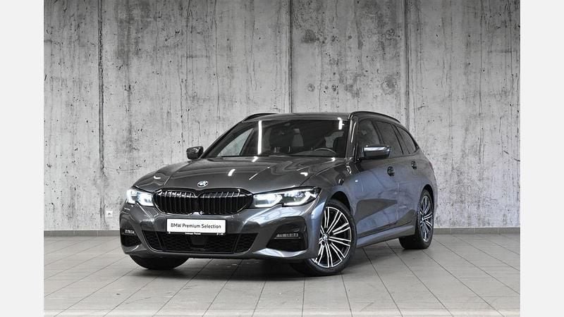 Mineral grey metallic metalizowany Używany 2022 BMW 320 Shadowline Kombi | 139 700 zł (Uczciwa cena) - Obraz 1/3