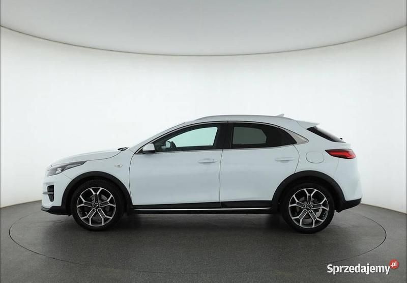 Używany Kia XCeed 140 KM (102 kW) 2020 Biały SUV