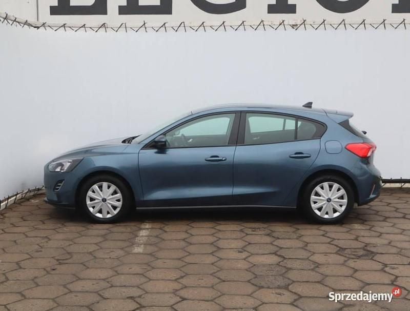 Używany Ford Focus 2019 Niebieski Hatchback
