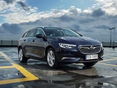 Niebieski Używany 2019 Opel Insignia Country Tourer Kombi | 57 900 zł (Dobra cena) - Obraz 1/4