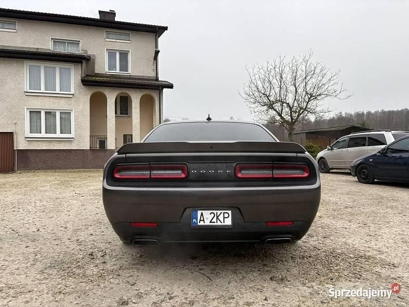 Używany Dodge Challenger SXT 2015 Szary Coupe