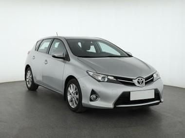 Srebrny Używany 2013 Toyota Auris Hatchback | 33 999 zł (Uczciwa cena) - Obraz 1/4