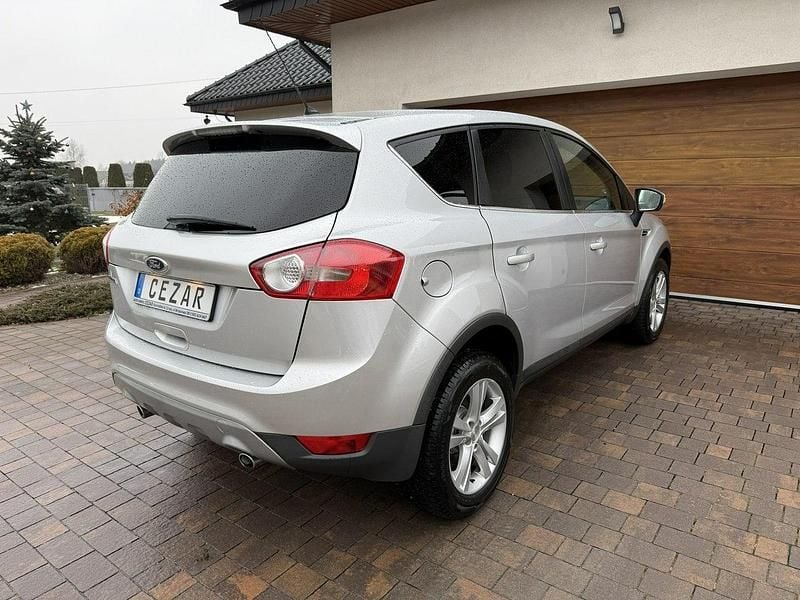Używany Ford Kuga 140 KM (102 kW) 2012 Srebrny (metalik) SUV