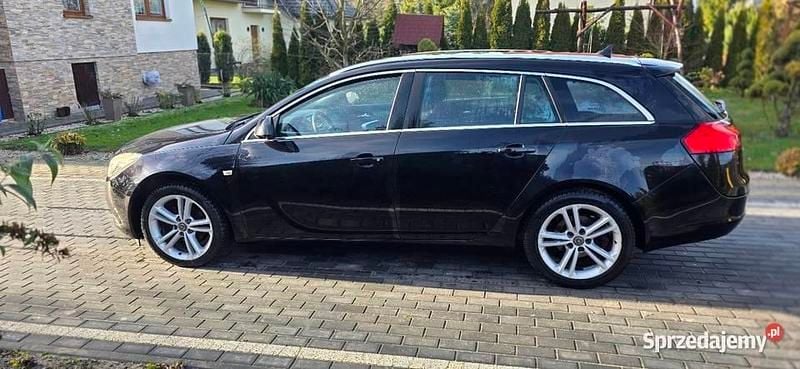 Używany Opel Insignia 2009 Czarny Kombi
