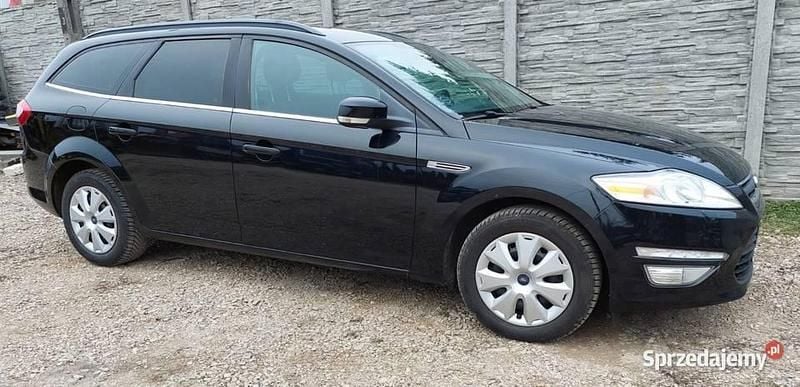 Używany Ford Mondeo 140 KM (102 kW) 2013 Czarny Kombi