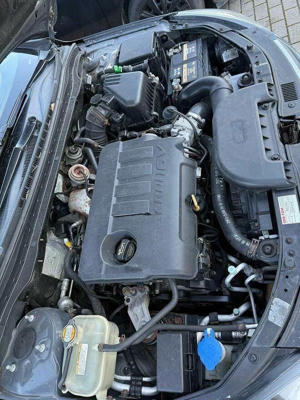 Używany Hyundai i30 90 KM (66 kW) 2009 Szary Hatchback